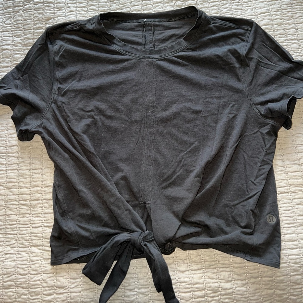 Lululemon tie up crop top